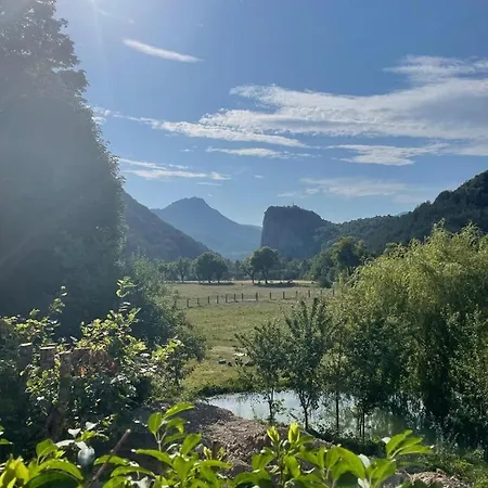 ゲストハウス D'etape Bastide Petra Castellana Verdon カステラーヌ