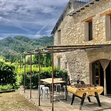 D'etape Bastide Petra Castellana Verdon *